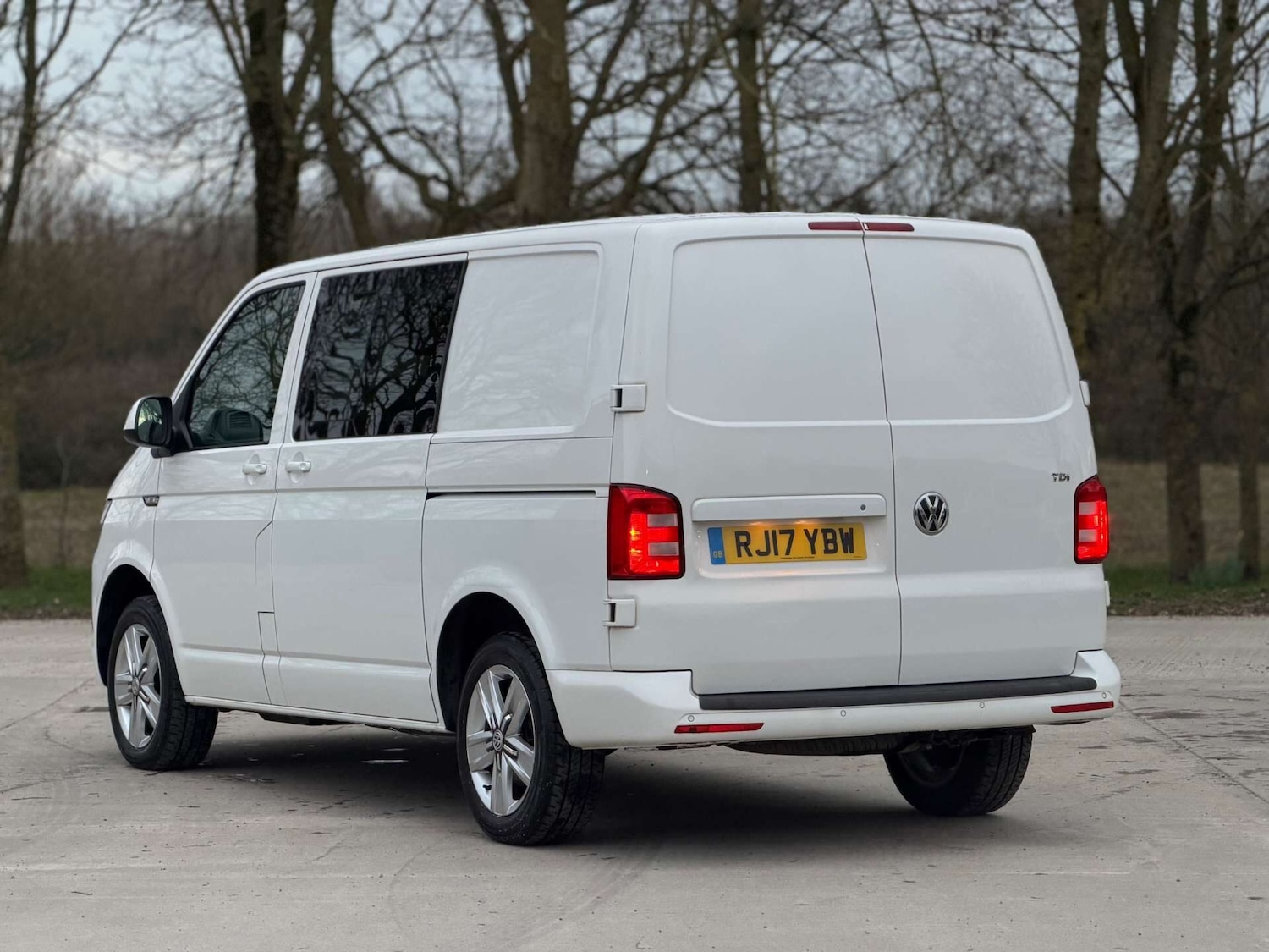 Used Volkswagen Transporter 2017 for sale - 77901071: Photo 3