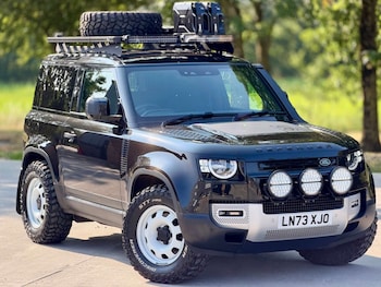 Used Land Rover Defender 2023 for sale - 79326700: Photo