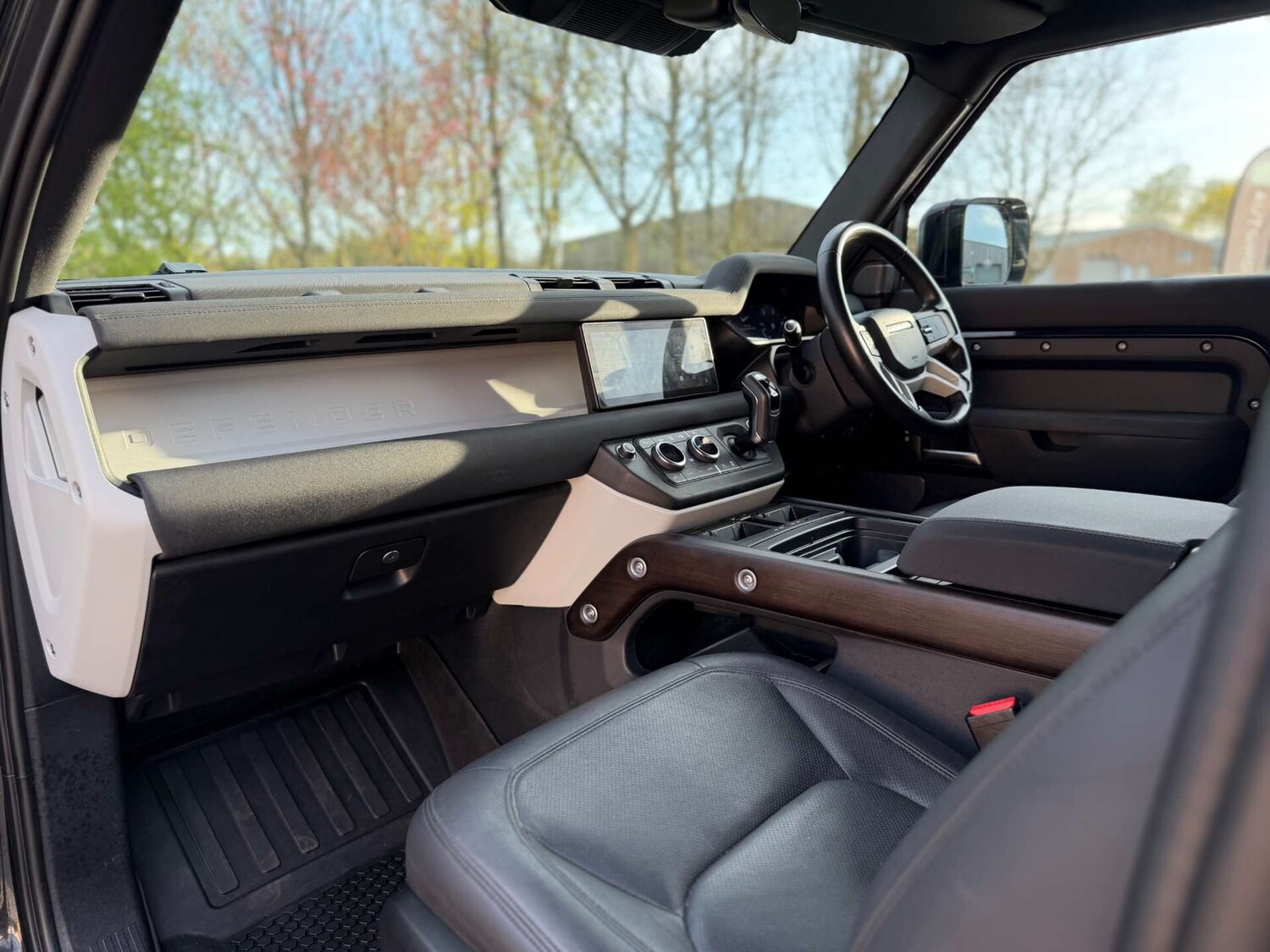 Used Land Rover Defender 2022 for sale - 78162281: Photo 2