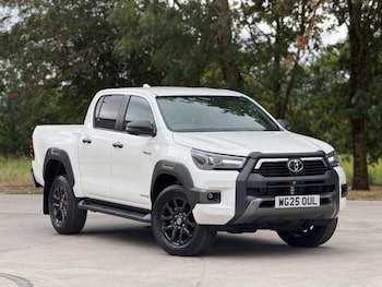 Used Toyota Hilux 2025 for sale - 79612638: Photo