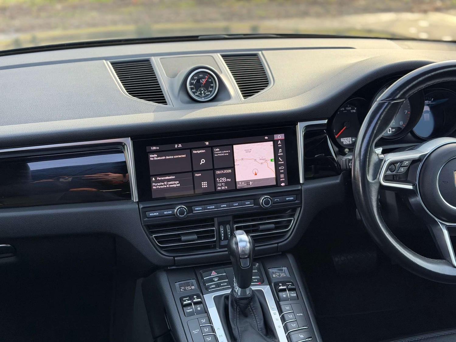 Used Porsche Macan 2019 for sale - 77171378: Photo 31