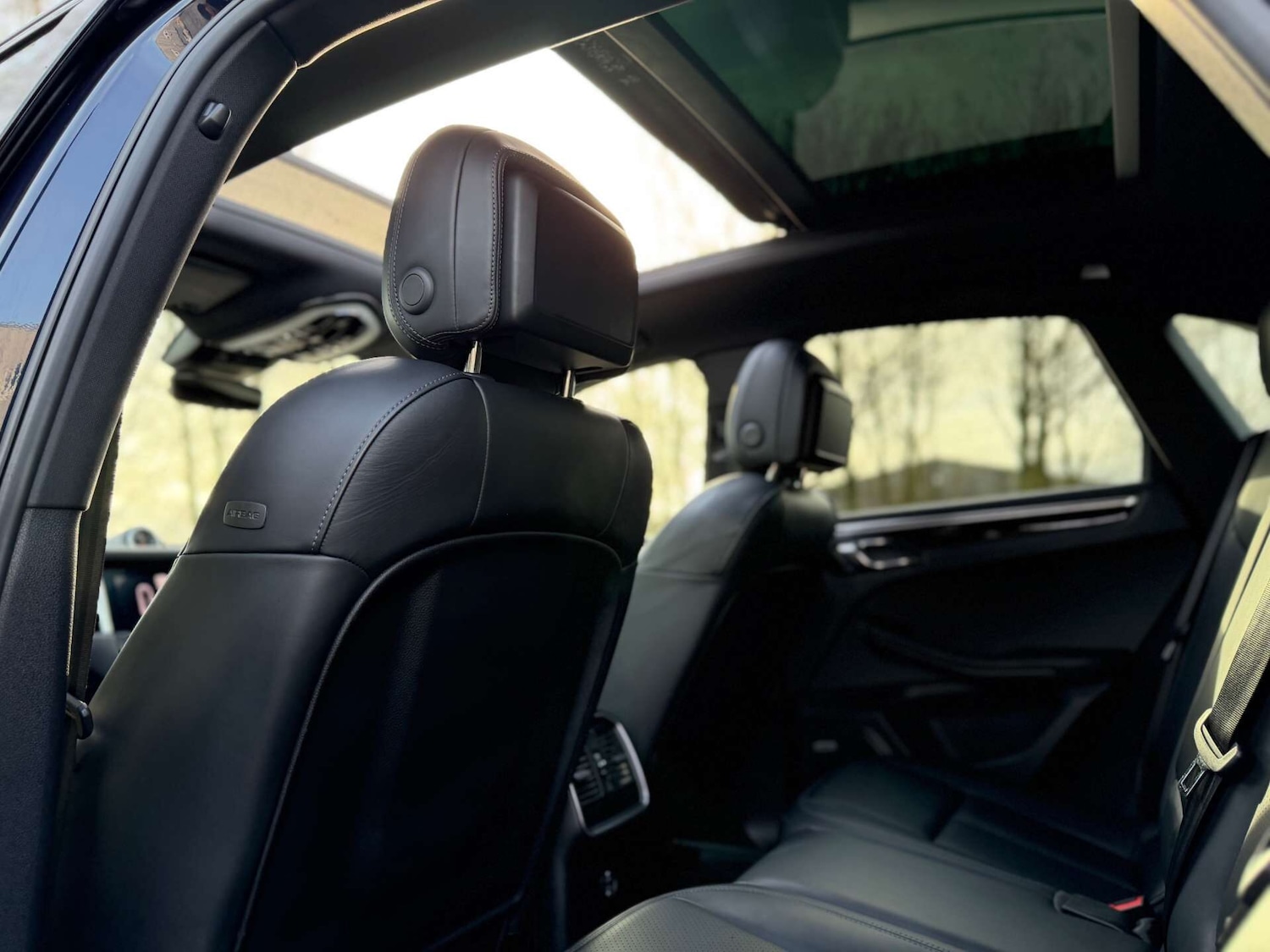 Used Porsche Macan 2019 for sale - 77171378: Photo 36