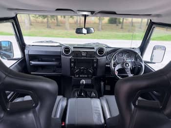 Used Land Rover Defender 2010 for sale - 79819012: Photo