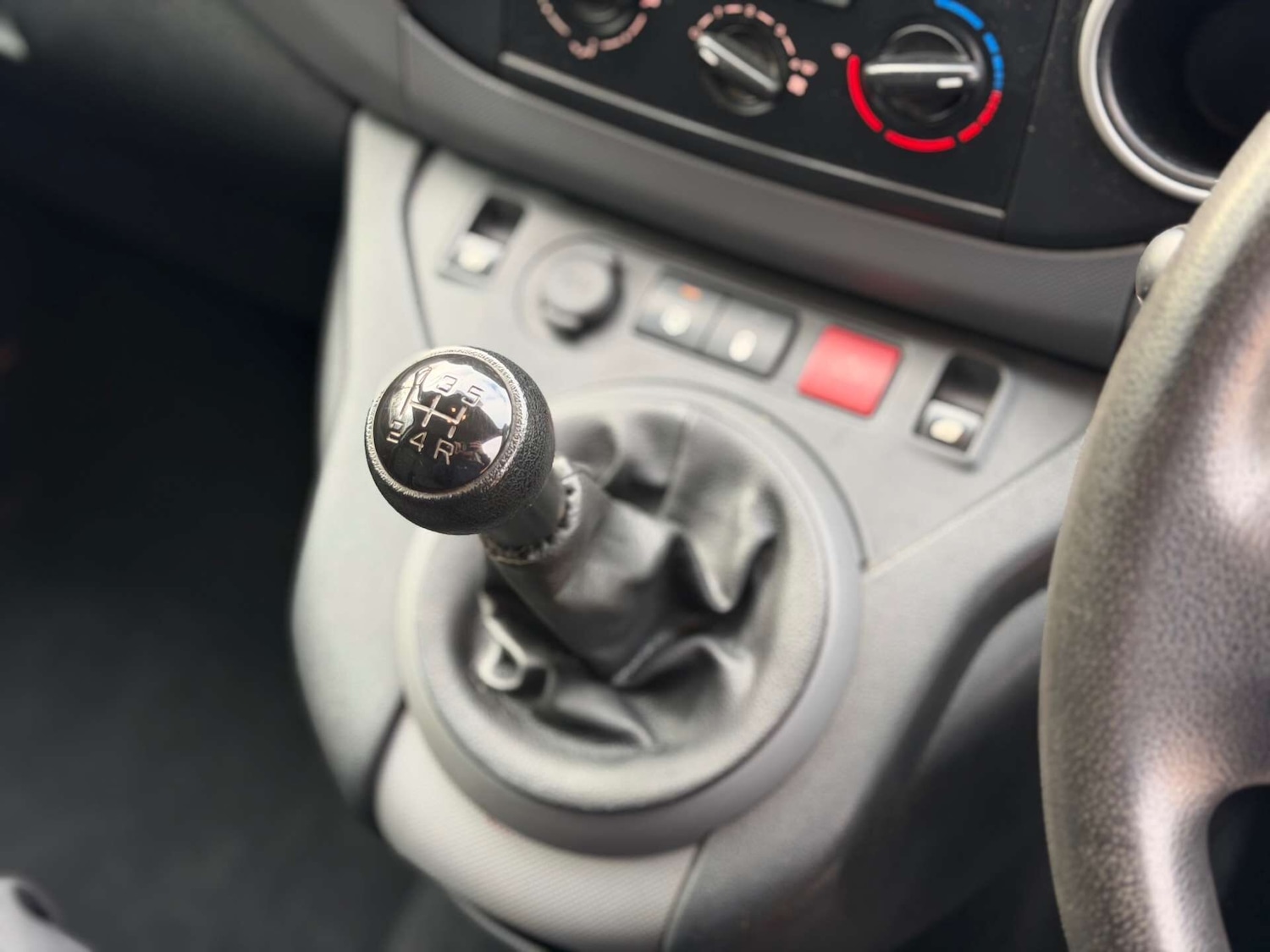 Used Citroen Berlingo 2015 for sale - 76977267: Photo 12