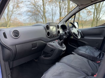 Used Citroen Berlingo 2015 for sale - 76977267: Photo