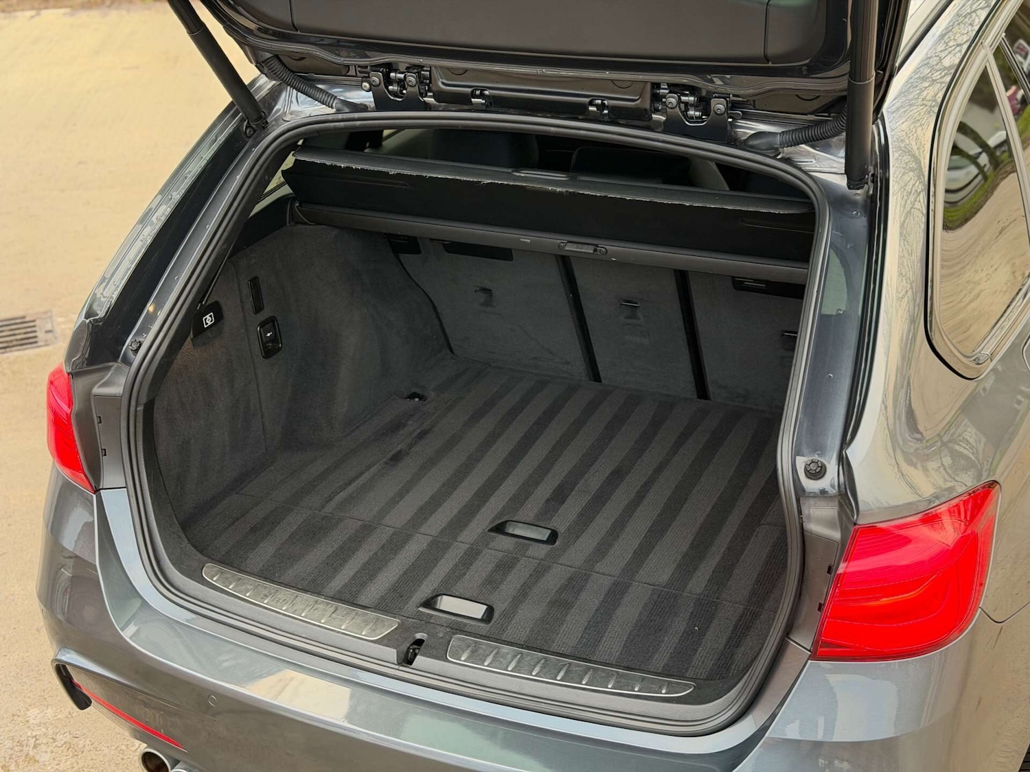 Used BMW 3 Series 2016 for sale - 77286807: Photo 31