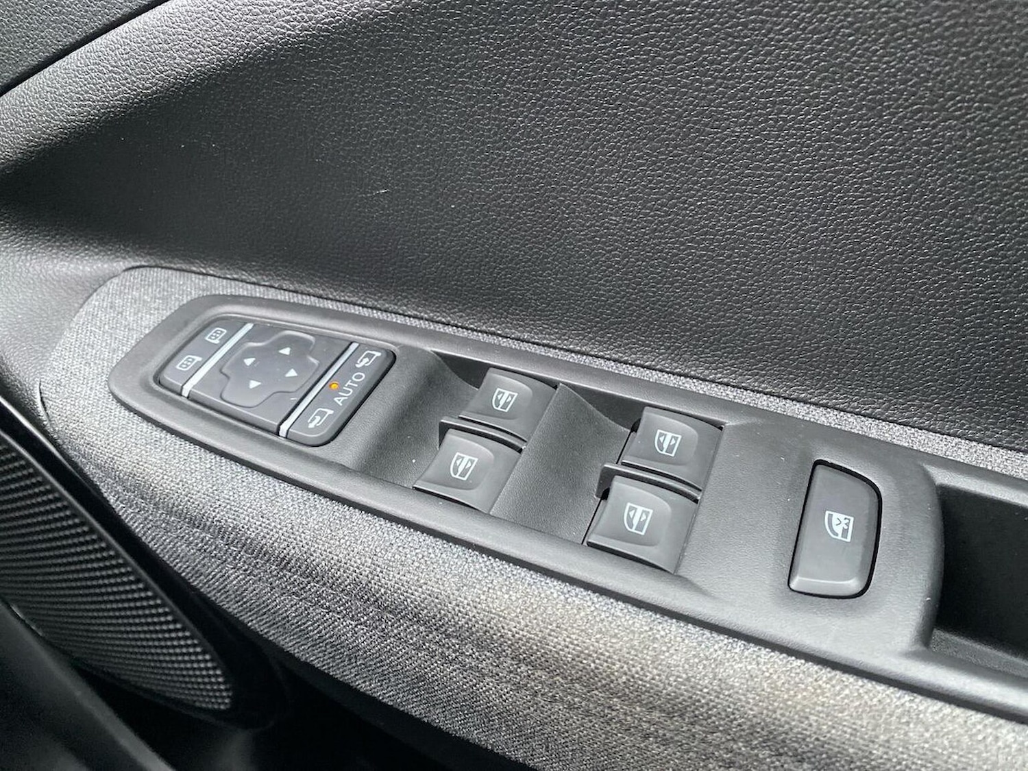 Used Renault Zoe 2021 for sale - 76785213: Photo 21