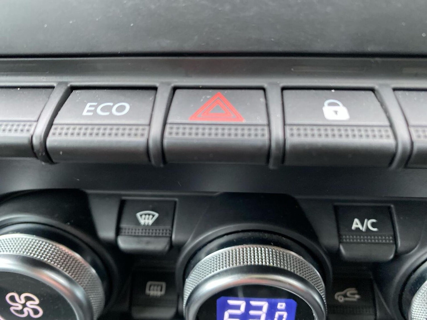 Used Renault Zoe 2021 for sale - 76785213: Photo 22