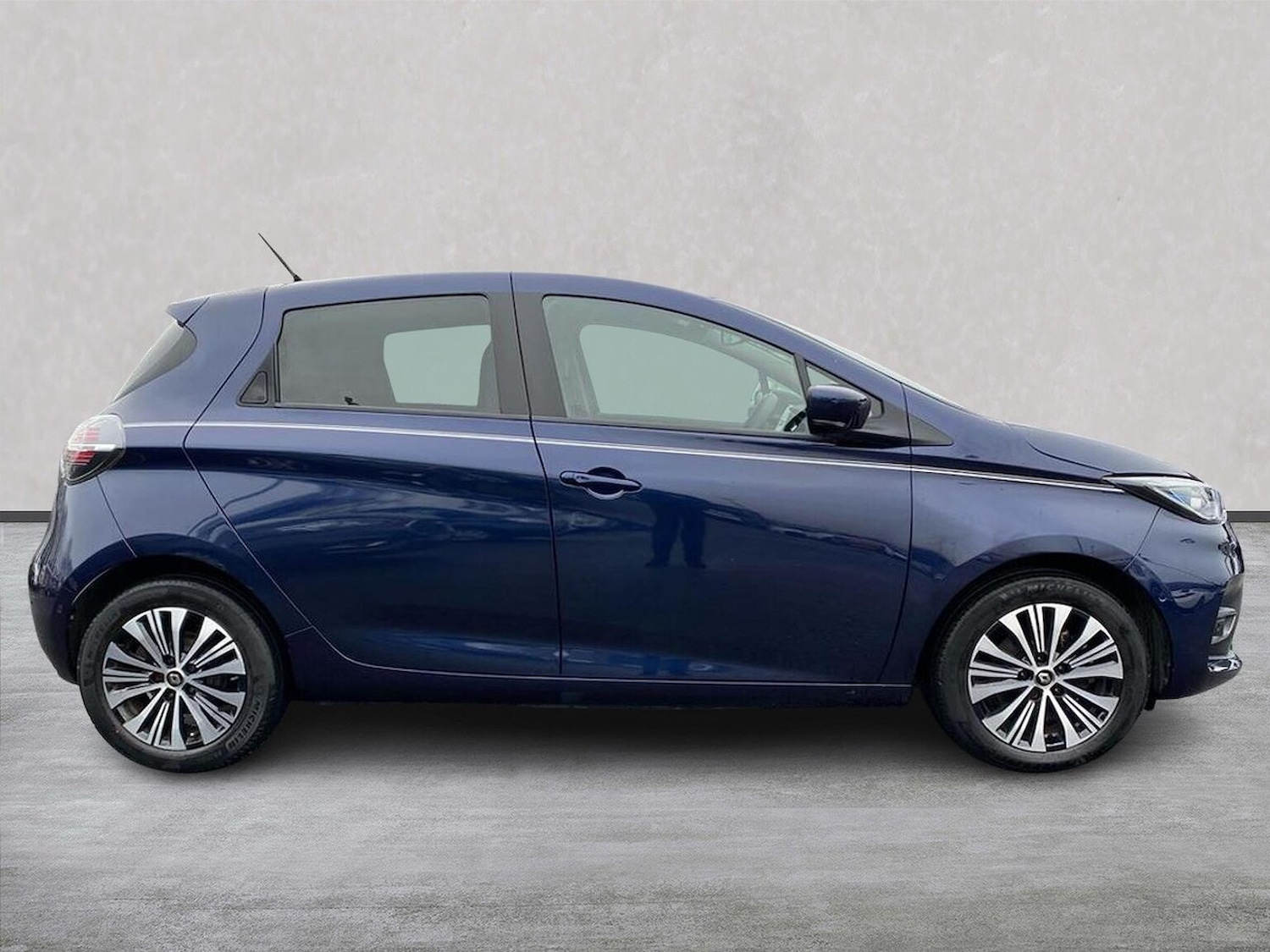 Used Renault Zoe 2021 for sale - 76785213: Photo 3