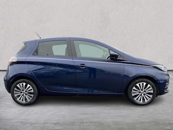 Used Renault Zoe 2021 for sale - 76785213: Photo
