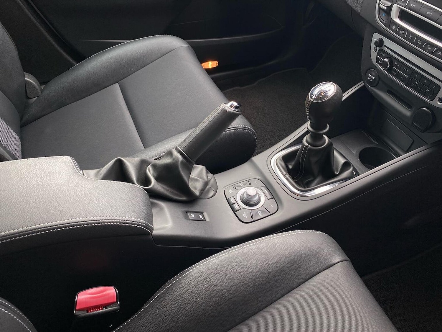 Used Renault Megane 2015 for sale - 76319609: Photo 13