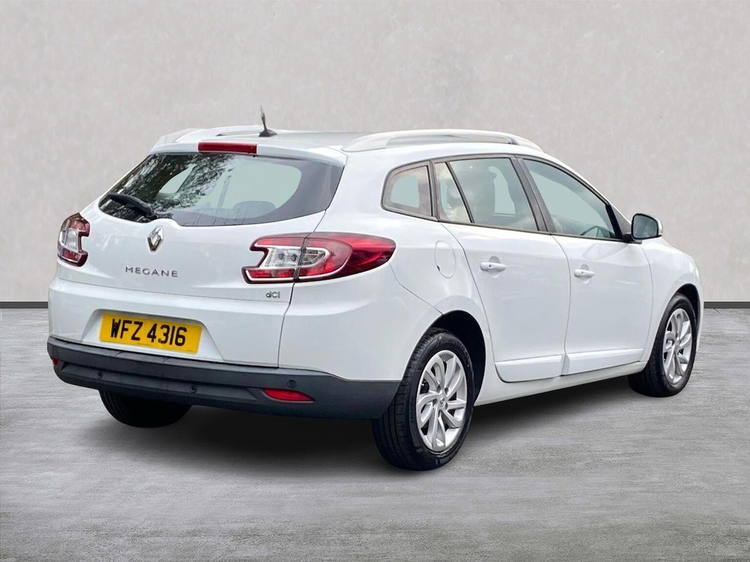 Used Renault Megane 2015 for sale - 76319609: Photo 18