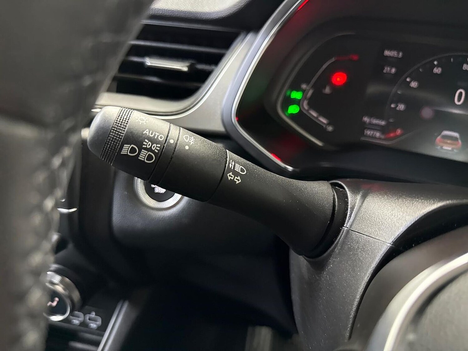 Used Renault Captur 2022 for sale - 78191502: Photo 28