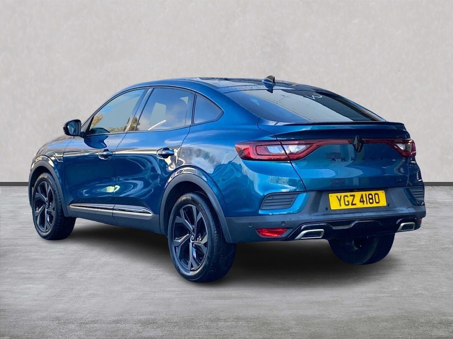 Used Renault Arkana 2023 for sale - 77011913: Photo 2