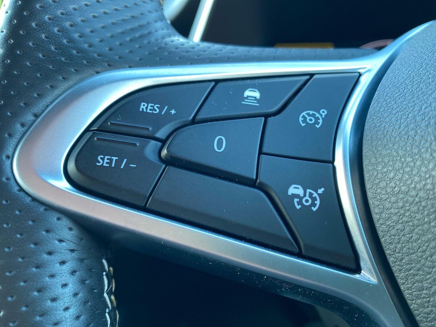 Used Renault Arkana 2023 for sale - 77011913: Photo 27