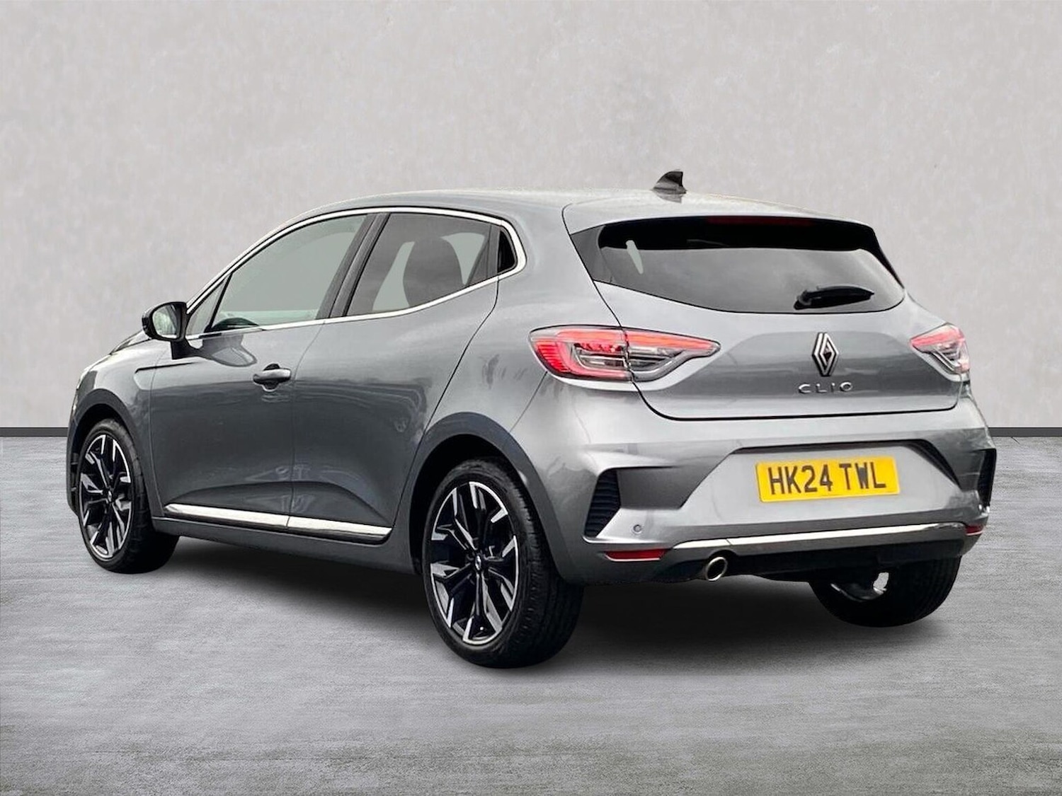 Used Renault Clio 2024 for sale - 76470986: Photo 2