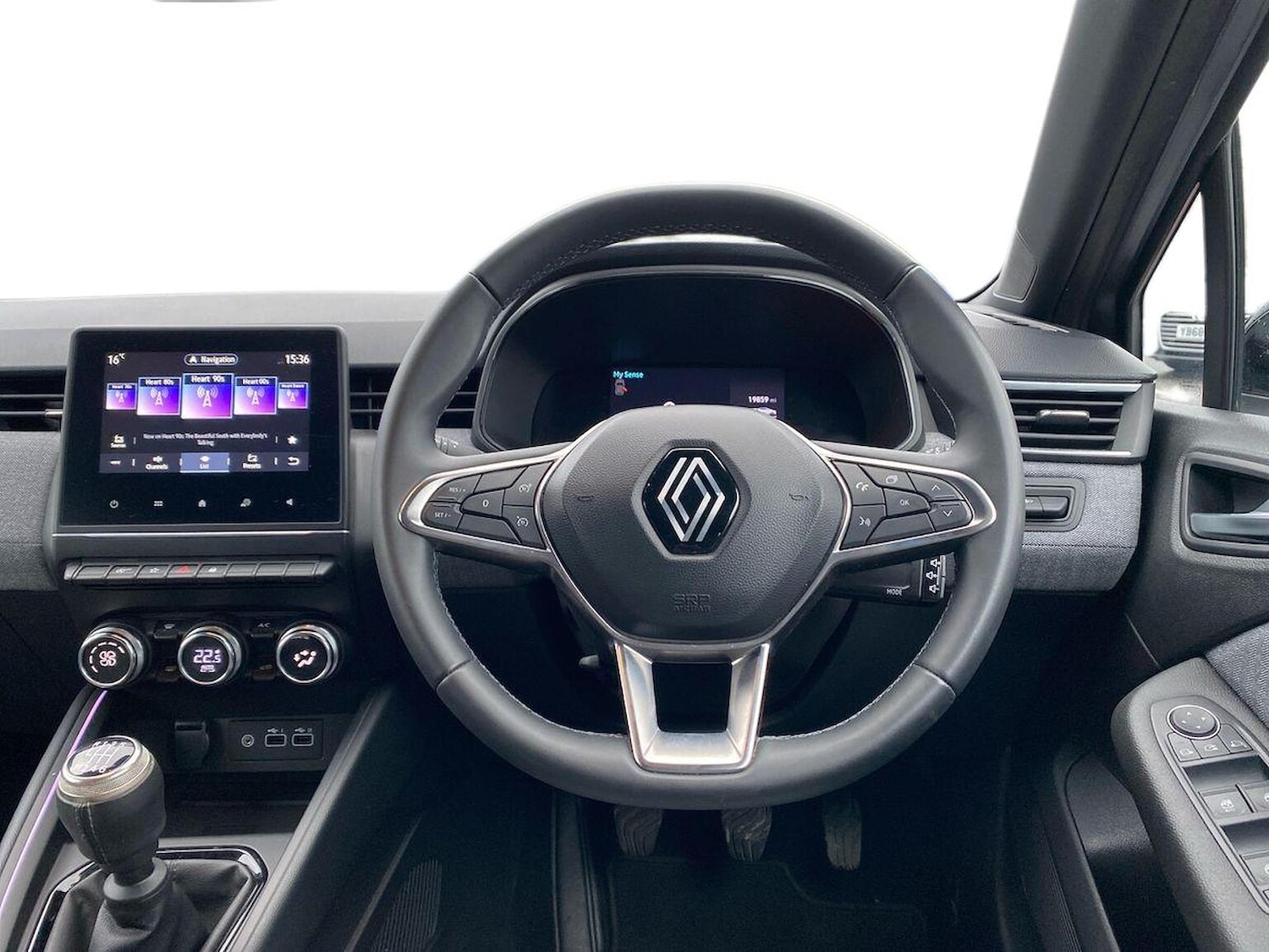 Used Renault Clio 2024 for sale - 76470986: Photo 9