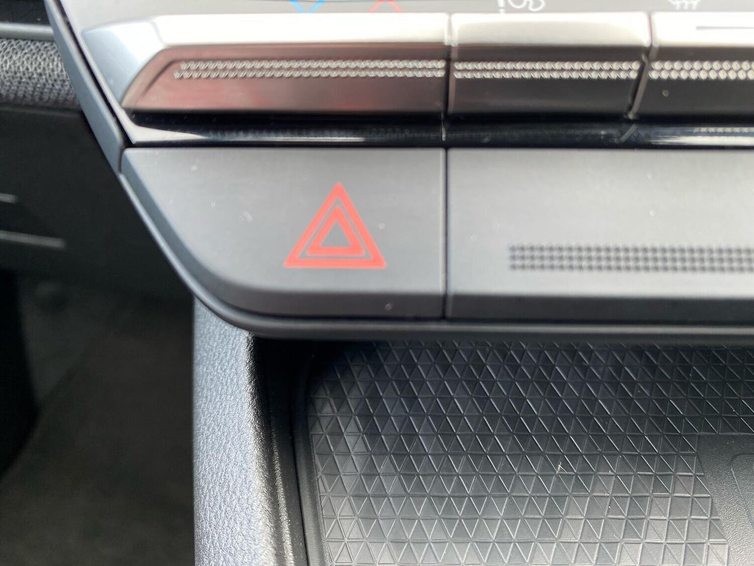 Used Renault Megane E Tech 2024 for sale - 78191487: Photo 24