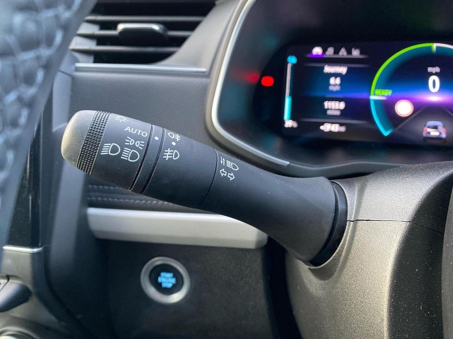 Used Renault Zoe 2022 for sale - 77984019: Photo 29