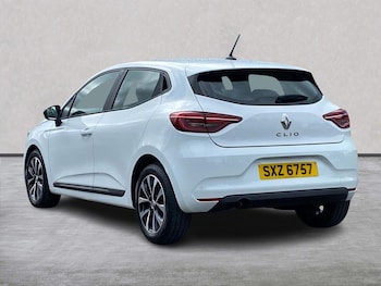 Used Renault Clio 2023 for sale - 78770220: Photo