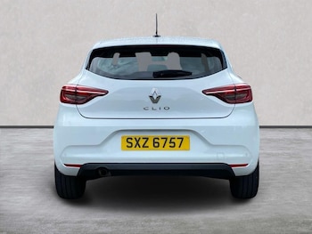 Used Renault Clio 2023 for sale - 78770220: Photo