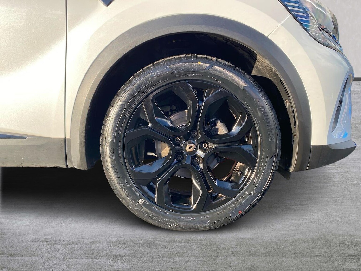 Used Renault Captur 2022 for sale - 76490696: Photo 6