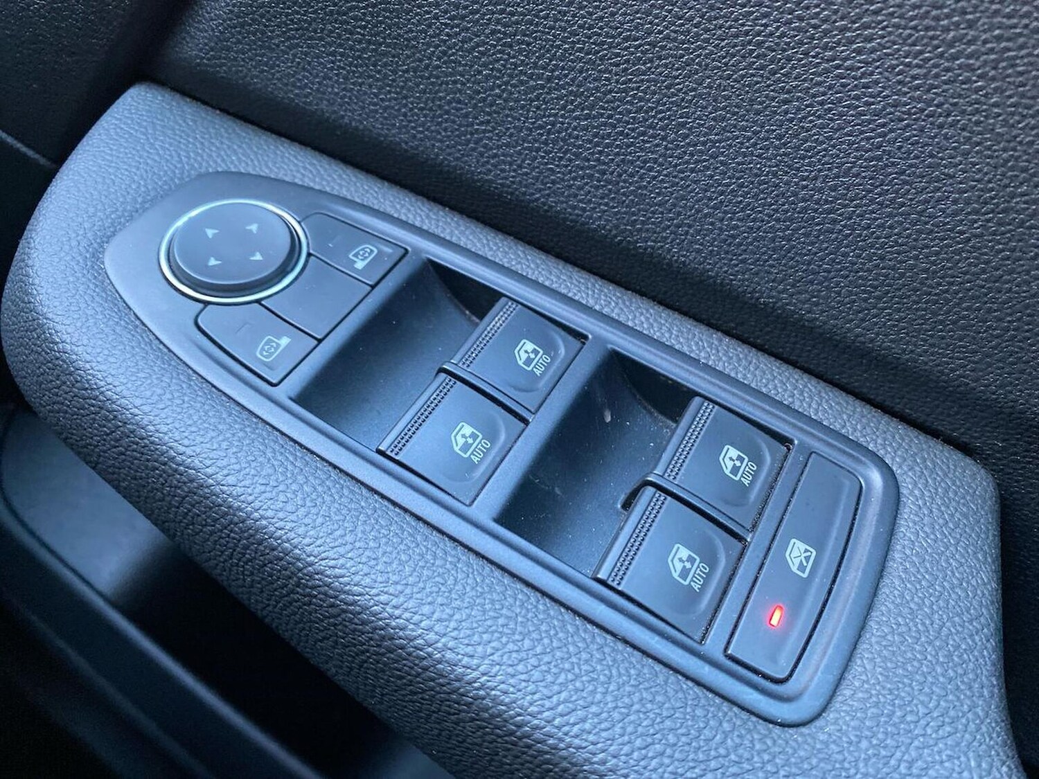 Used Renault Clio 2023 for sale - 77489686: Photo 21