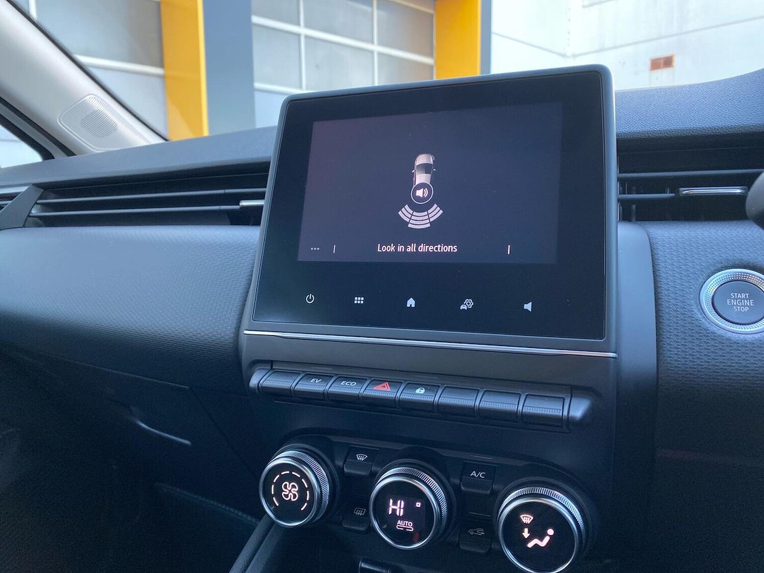 Used Renault Clio 2023 for sale - 77489686: Photo 23