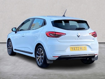 Used Renault Clio 2023 for sale - 77489686: Photo