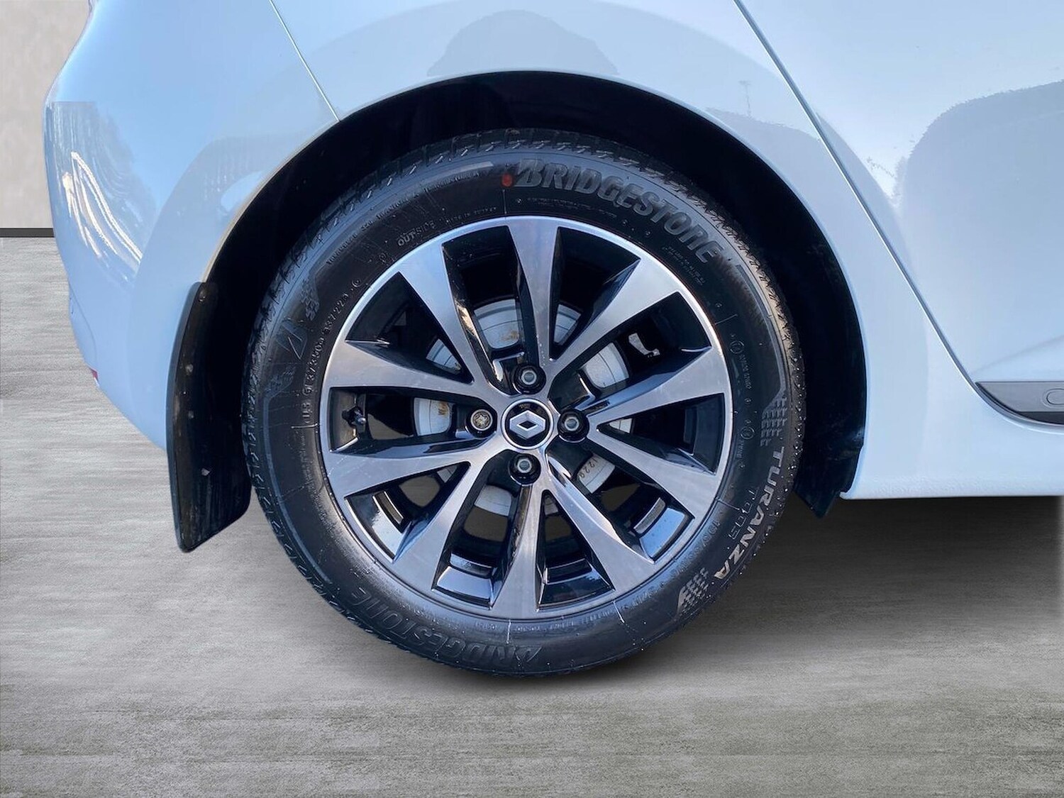 Used Renault Clio 2023 for sale - 77489686: Photo 6