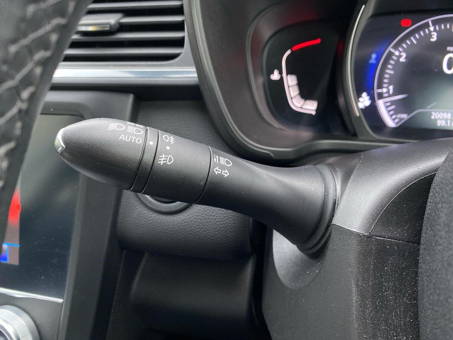 Used Renault Kadjar 2021 for sale - 76387174: Photo 29