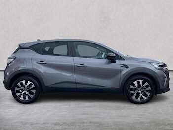 Used Renault Captur 2025 for sale - 79519367: Photo