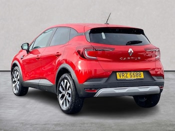 Used Renault Captur 2024 for sale - 76134271: Photo