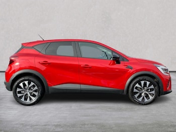 Used Renault Captur 2024 for sale - 76134271: Photo