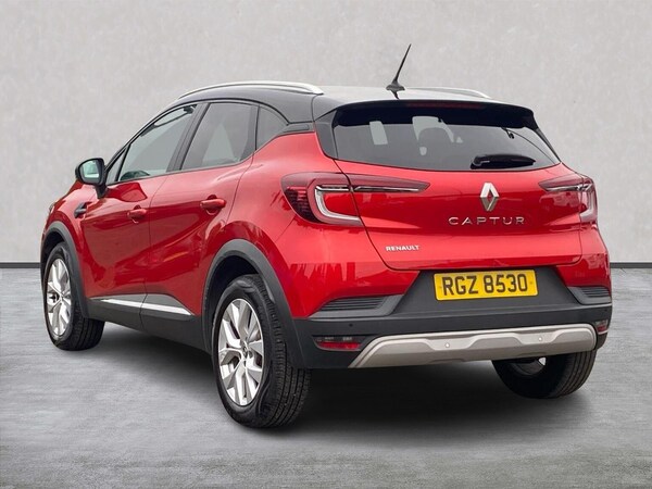 Used Renault Captur 2020 for sale - 76257778: Photo 2