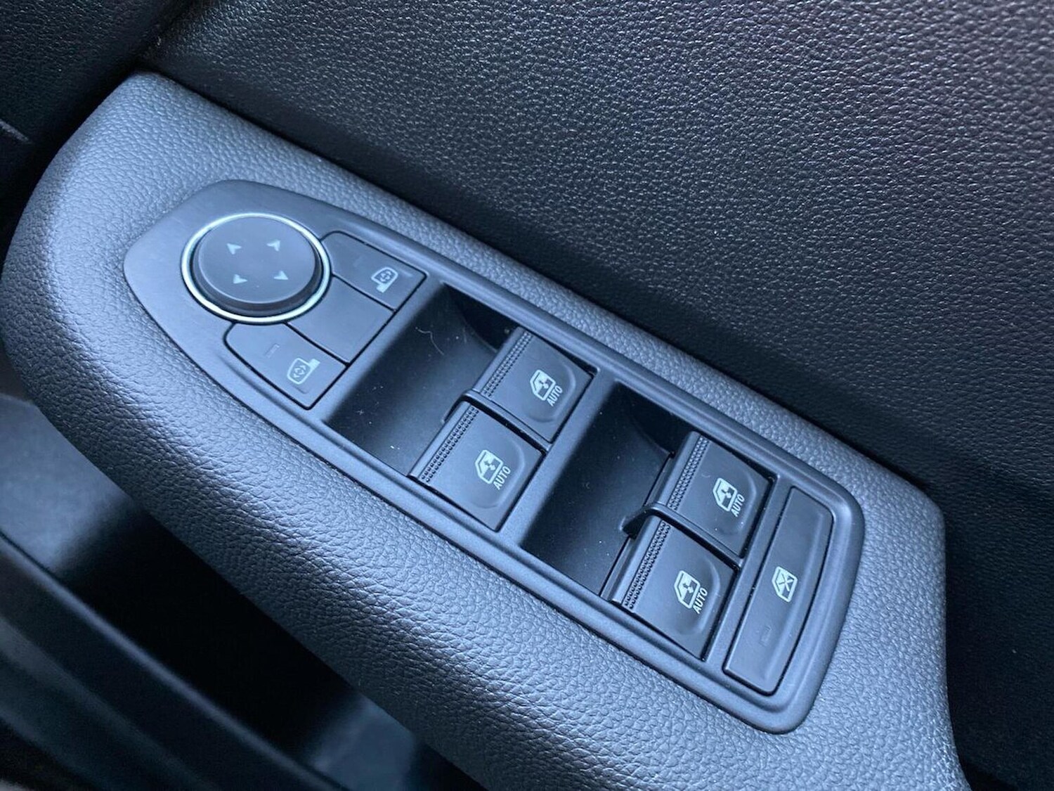 Used Renault Clio 2023 for sale - 77845368: Photo 21