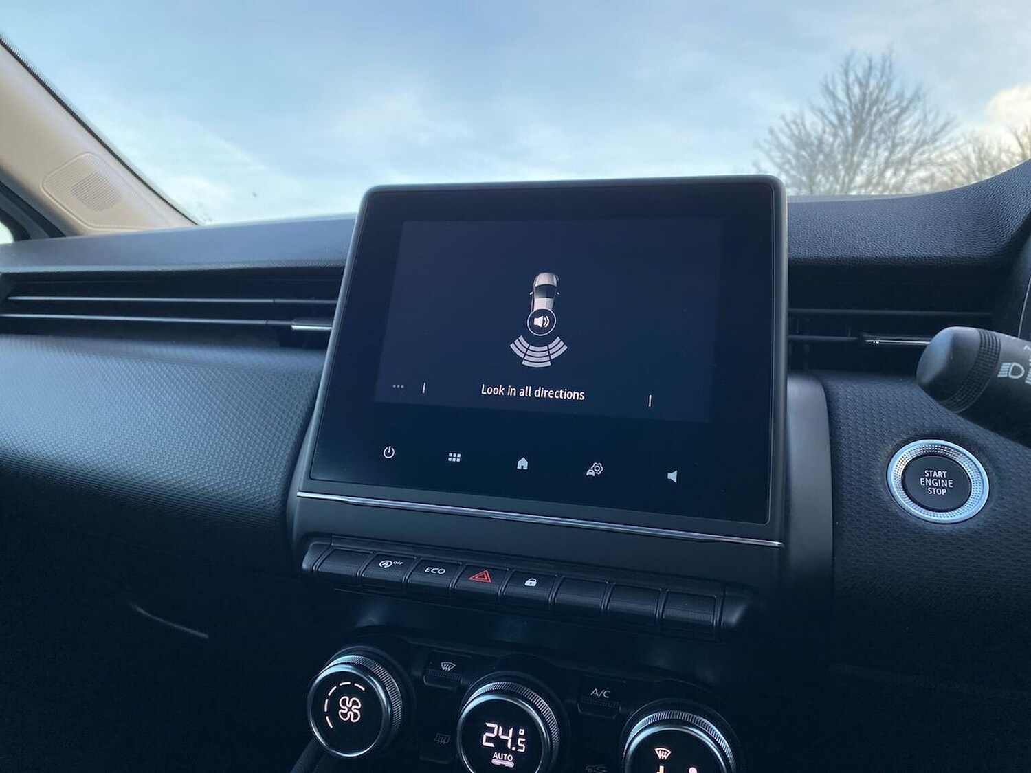 Used Renault Clio 2023 for sale - 77845368: Photo 23