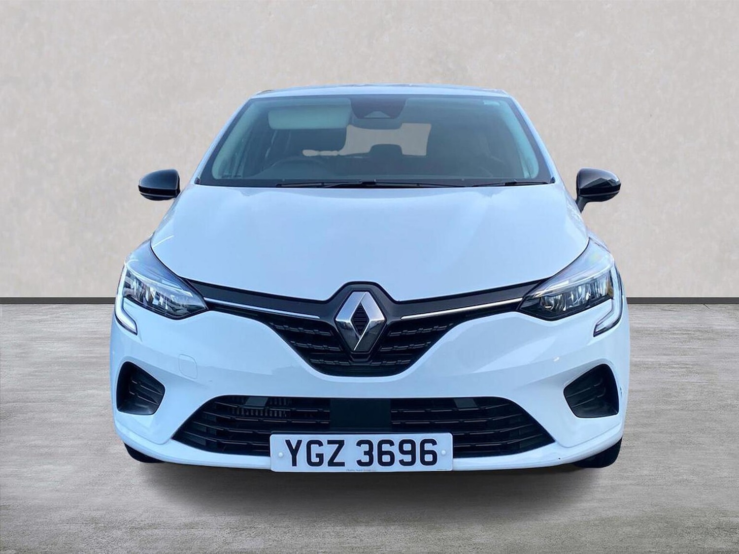 Used Renault Clio 2023 for sale - 77845368: Photo 5