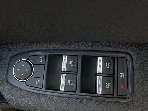 Used Renault Captur 2023 for sale - 75524042: Photo 21