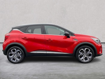 Used Renault Captur 2024 for sale - 76187055: Photo 3