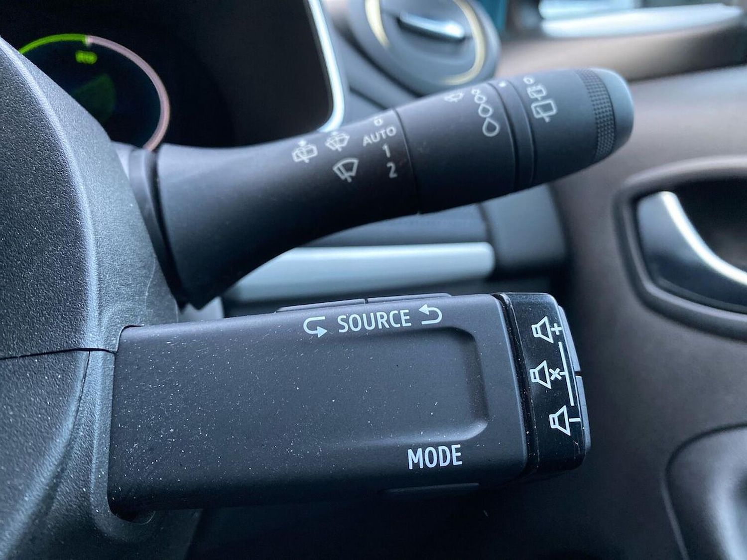 Used Renault Zoe 2022 for sale - 76821662: Photo 28