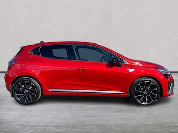 Used Renault Clio 2024 for sale - 75907236: Photo