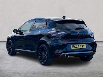 Used Renault Clio 2024 for sale - 76082456: Photo 2