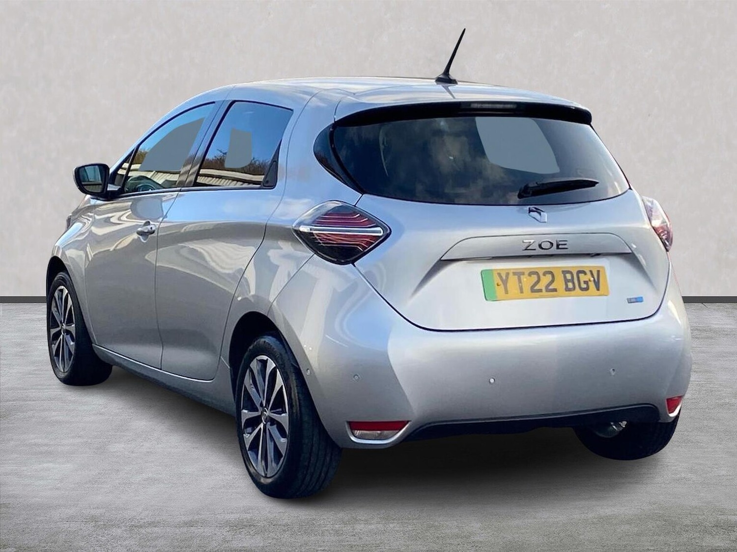 Used Renault Zoe 2022 for sale - 76643500: Photo 2