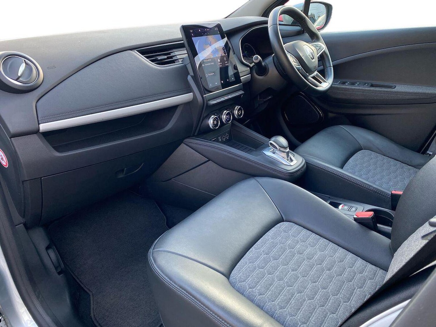 Used Renault Zoe 2022 for sale - 76643500: Photo 7