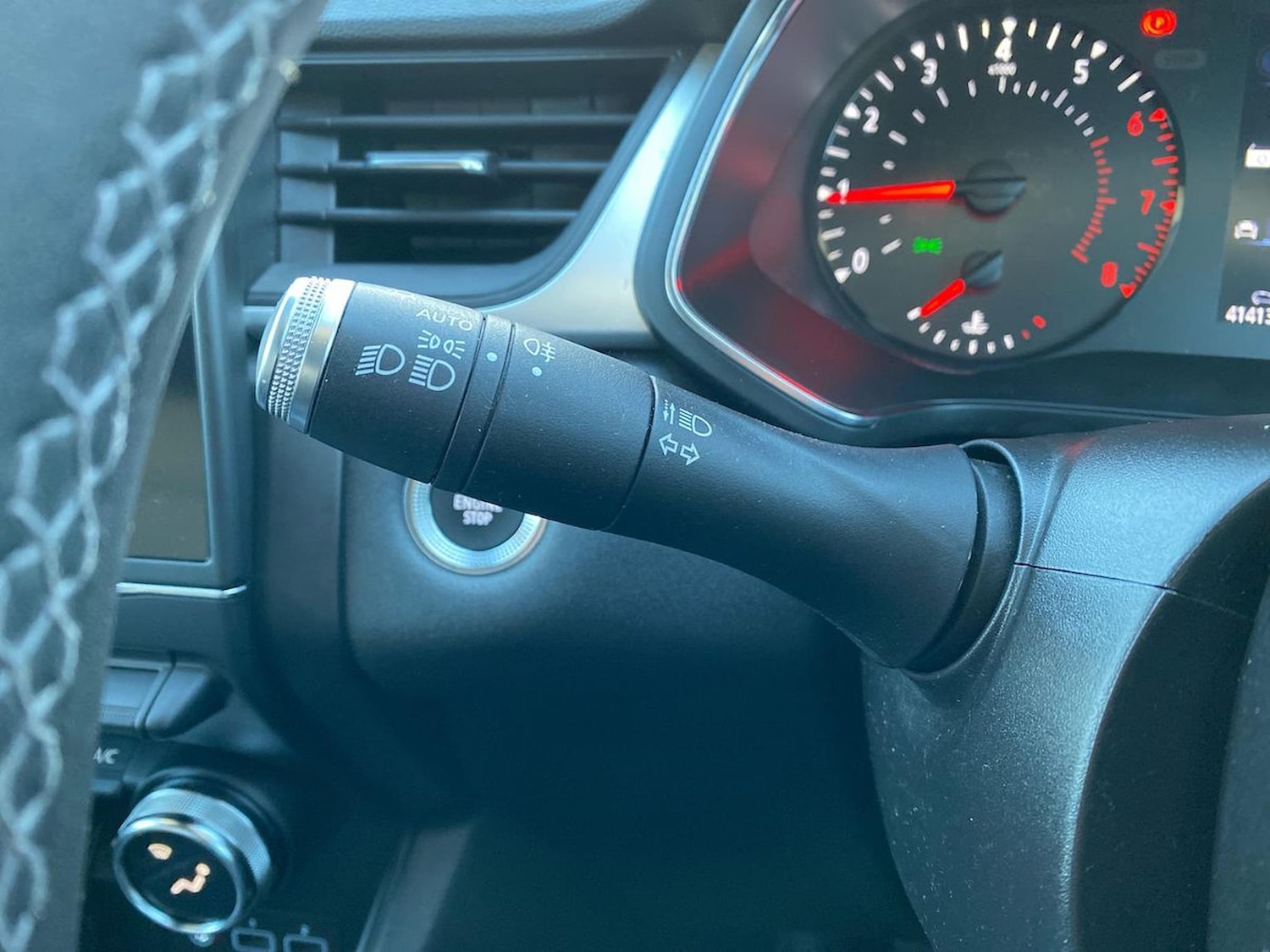 Used Renault Captur 2021 for sale - 76932273: Photo 29