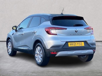Used Renault Captur 2021 for sale - 76932273: Photo