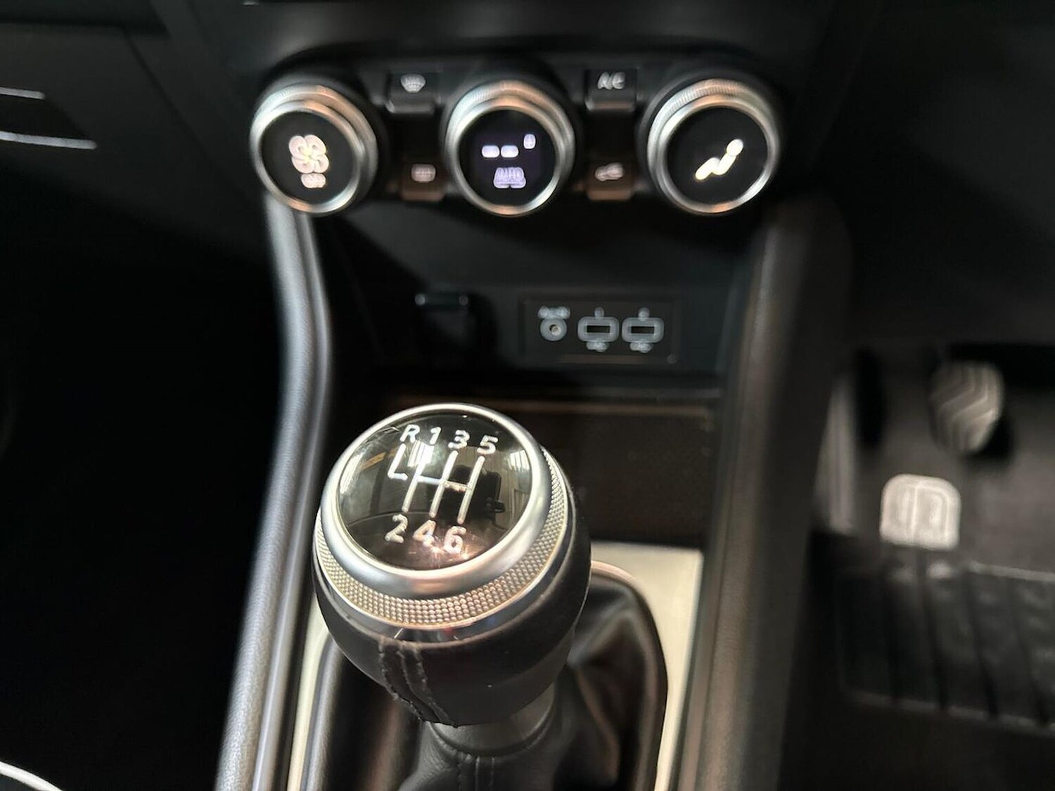 Used Renault Captur 2021 for sale - 78191524: Photo 14