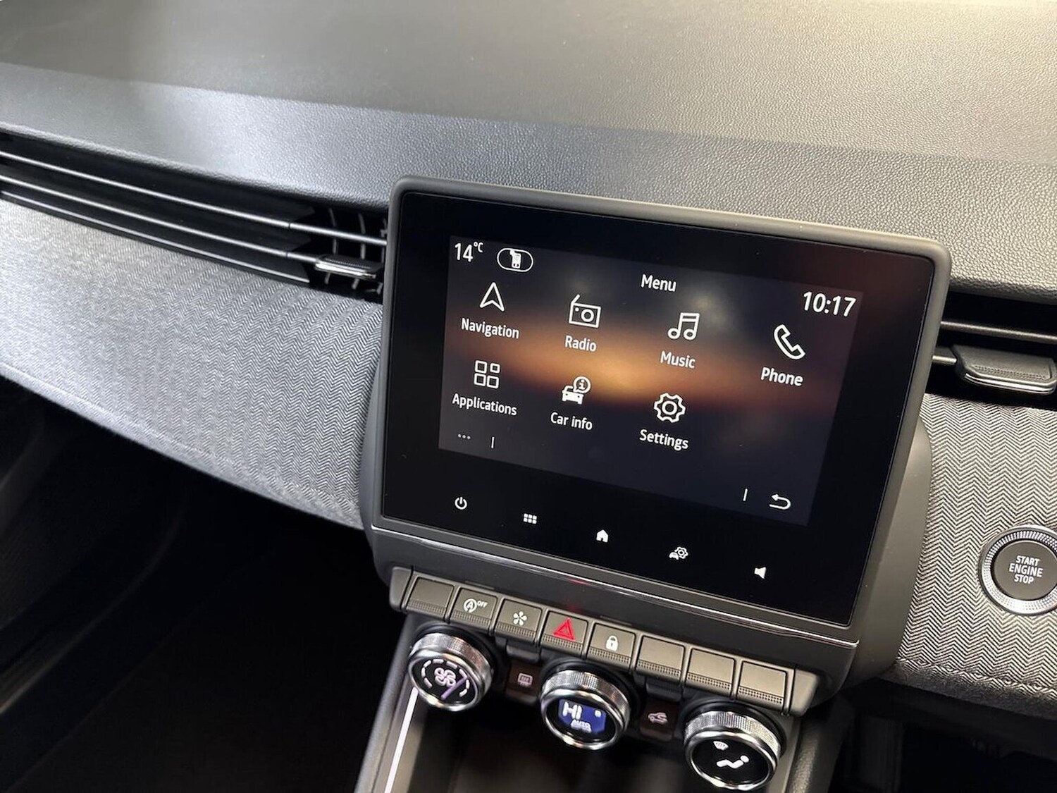 Used Renault Clio 2025 for sale - 77489657: Photo 23