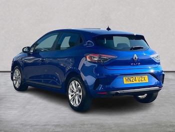 Used Renault Clio 2024 for sale - 75627252: Photo